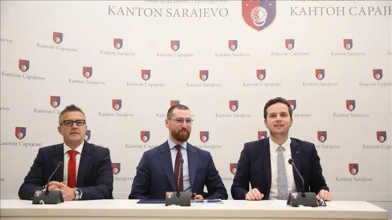 Nihad Uk uskoro po drugi put podnosi ostavku, hoće li treći put biti izabran za premijera?