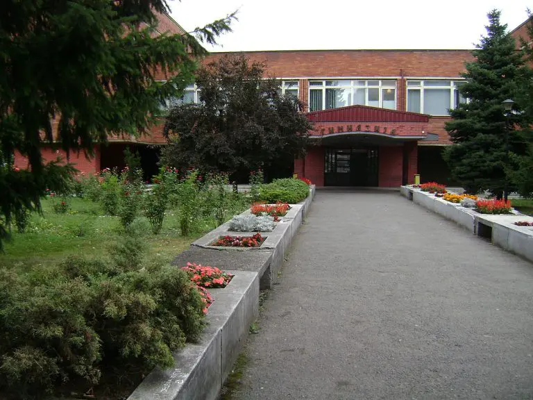 U skoro svim srednjim školama u Banjaluci obustavljena nastava