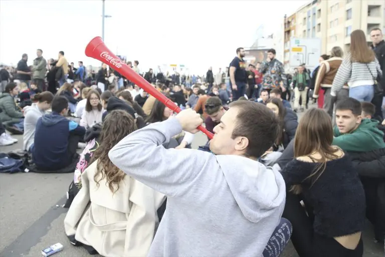 Nije samo vaš tata brižan otac