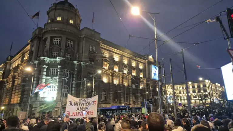 Studenti pozvali na generalni štrajk u Srbiji: Svi u blokade!