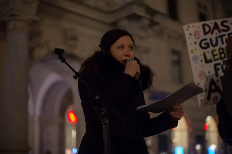 Irina Karamarković za BUKU: Demokratija nam nije data zauvek, ona je rezultat stalnog angažmana