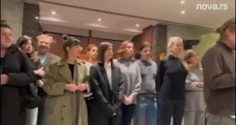 Sva pozorišta u Beogradu, Novom Sadu i Somboru večeras otkazala predstave: „Duboko smo uznemireni…”