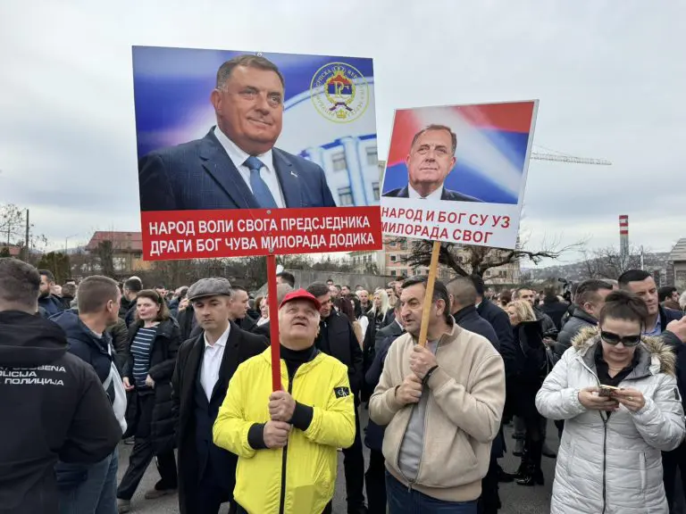 Drama pred Sudom BiH, Dodik stigao na ročište (FOTO/VIDEO)