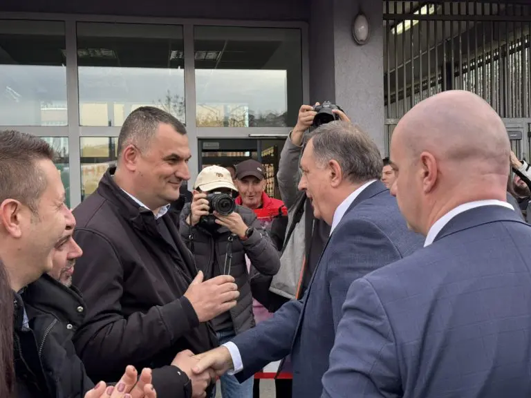 Sud Odbio zahtjev Dodikove odbrane da suđenje krene ispočetka