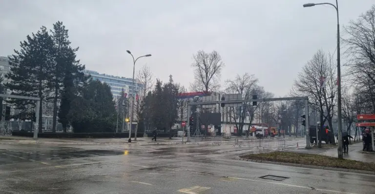 Banjaluka paralisana zbog skupa: Pogledajte koje ulice su zatvorene i kako će saobraćati autobusi!