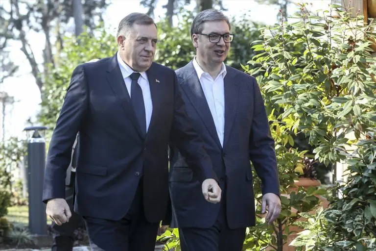 Vučić i Dodik: “Loša poruka da akademska zajednica ne prihvata dijalog”