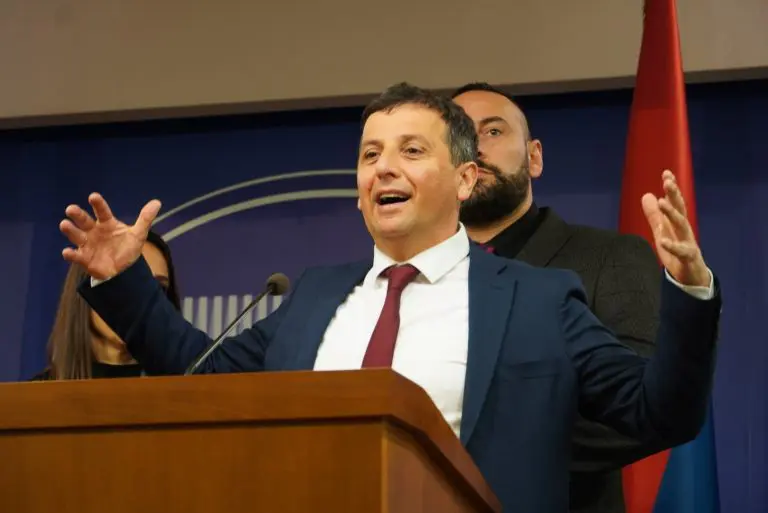 Stevandić izbacio Vukanovića, a on poručio: “Ovo je sumrak” VIDEO