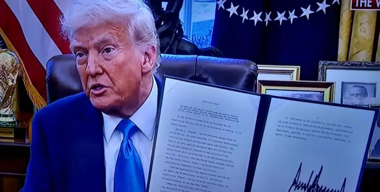 Jedna Trampova odluka blokirana na neodređeno: “Velika vjerovatnoća da krši Ustav SAD