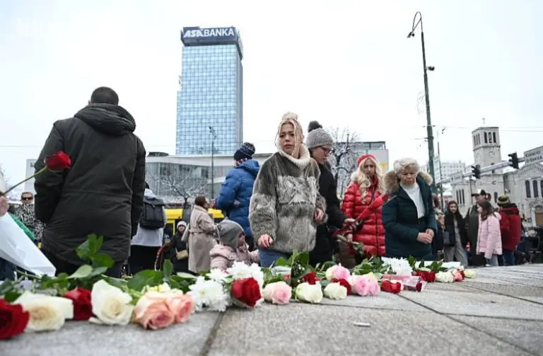 “Podigni glas, ne šuti!”: Protesti studenata u Sarajevu zbog ubistva Inele Selimović i njenog sina