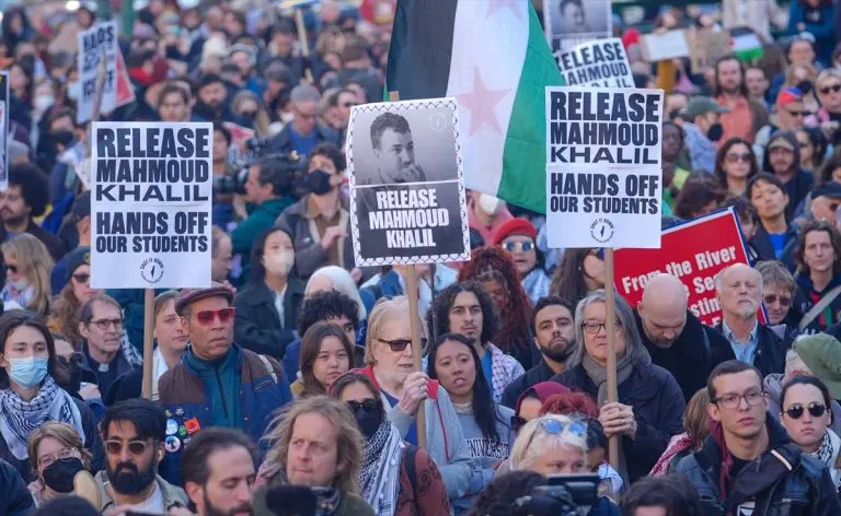 Protest u New Yorku zbog pritvaranja palestinskog studenta Mahmouda Khalila