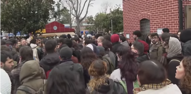 Masovni protesti u Istanbulu zbog hapšenja gradonačelnika