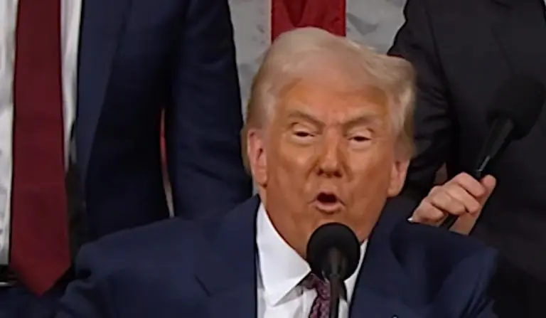 Trump govorio dva sata pred Kongresom