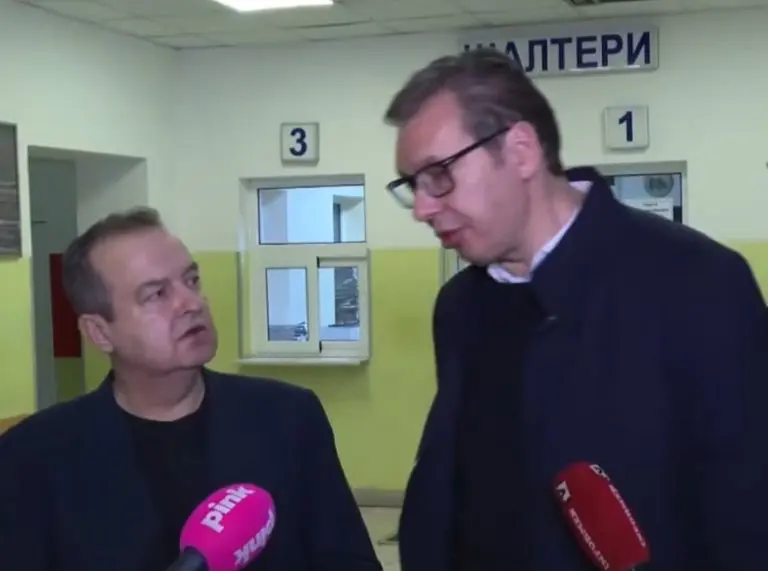 Vučić izašao dok je Dačić davao izjavu: Ne mogu ja ovo…