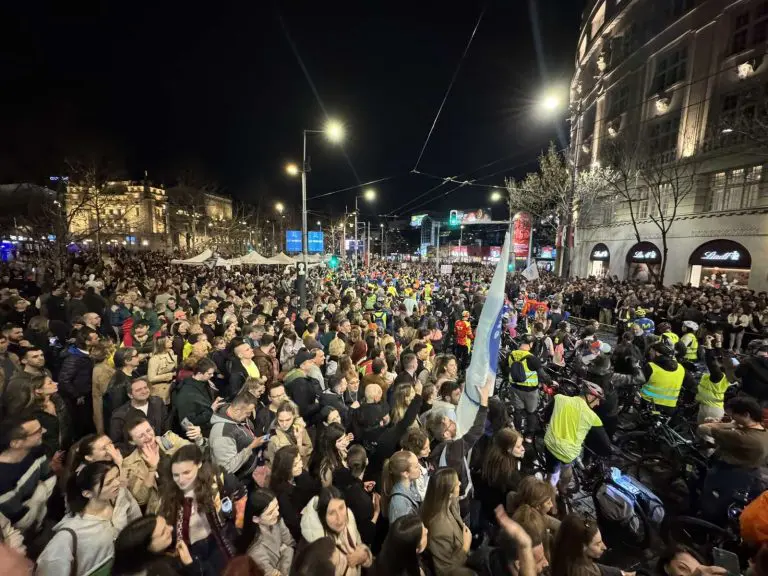 Studenti u blokadi pozvali građane na proteste večeras u 20 sati: „Neće im proći, svi na ulice!“