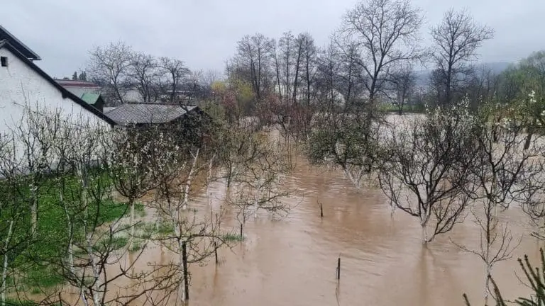 Bujične vode prijete: Vanredno stanje u Laktašima, Banjaluka na udaru