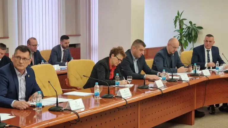 Završen Kolegijum Narodne skupštine RS: Dogovoren termin posebne sjednice za donošenje novog Ustava RS