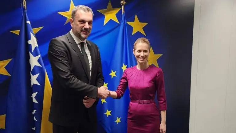 Kalas: EUFOR neće hapsiti Dodika, nismo spremni žrtvovati živote vojnika