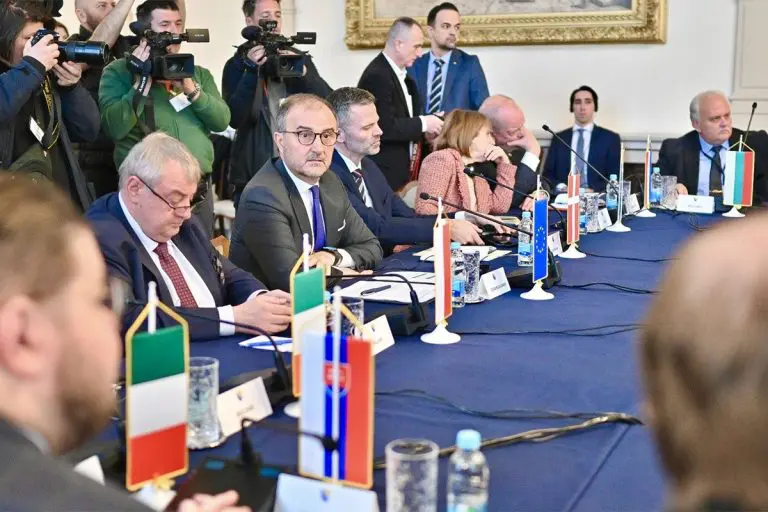 Soreka: Ustavnu krizu u BiH ne mogu riješiti ni Brisel ni EUFOR, već domaće institucije