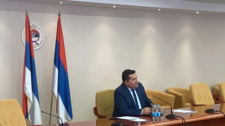 Donosimo pismo koje je Stevandić poslao glavnom tužiocu Kajganiću, u kojem se poziva na imunitet