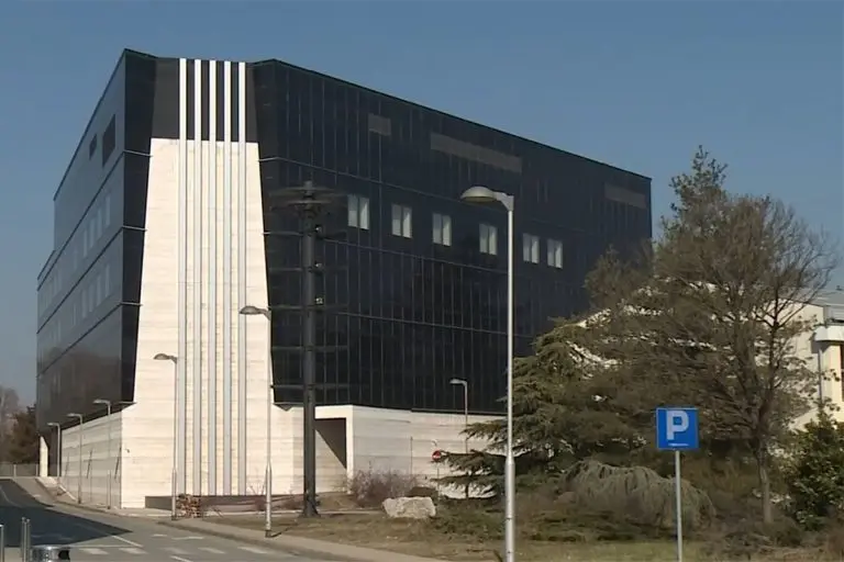 Zgrada bez funkcije, ali sa cijenom od 36 miliona: Kome treba rezidencija u Brčkom?