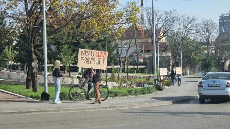 Da li si stvarno u gužvi – ili je praviš?
