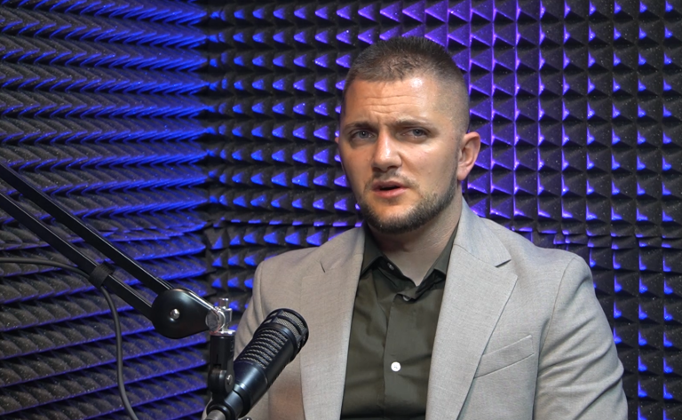 Mladi politikolog otišao iz BiH i prihvatio se tacne u Americi: Ovdje mi se sve zgadilo, mlatimo praznu slamu!