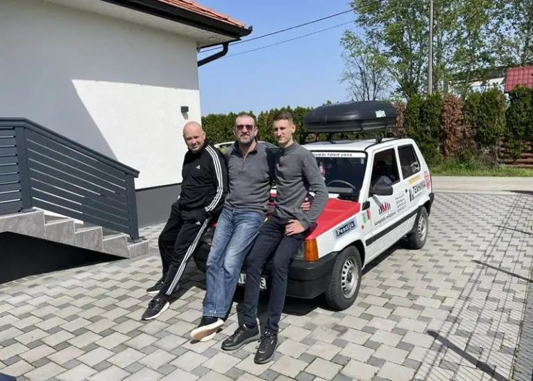 Heroji na točkovima: U staroj “Pandi” putuju 5.000 km za liječenje Ane Gole