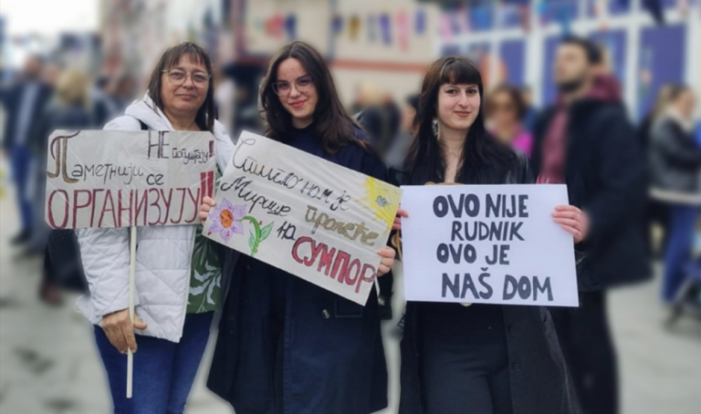 OVDJE SU POMRLE PČELE! Oni koji su ostali na Bukovoj Kosi nemaju izbor, oni nemaju gdje da odu!