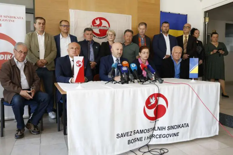 Sindikalci poručili: Najniža plata mora biti veća od 1000KM