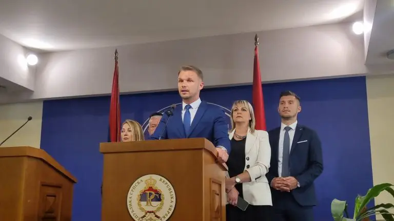 Кoalicija Draško Stanivuković – PSS kažnjena sa 8.500 КM, SNSD sa 6.000 KM