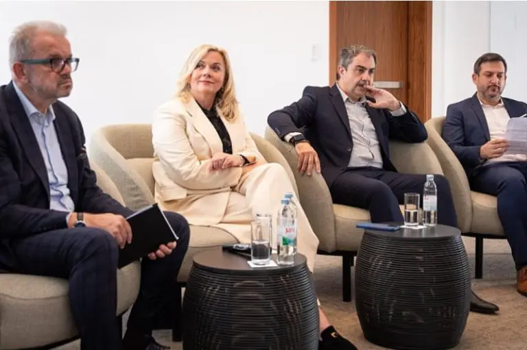 Zovko tvrdi da je belgijski model “najbolji put za izlazak BiH iz krize”, priredila i konferenciju o tome