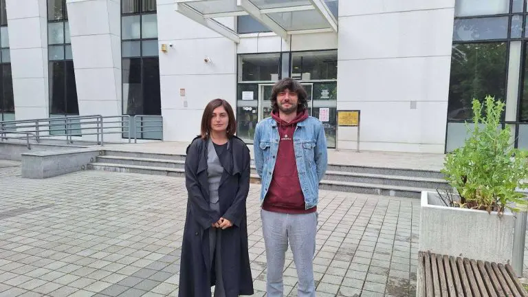 Suđenje zbog performansa “Sahrana demokratije”: Svjedoci MUP-a potvrdili – nisu bili uznemireni