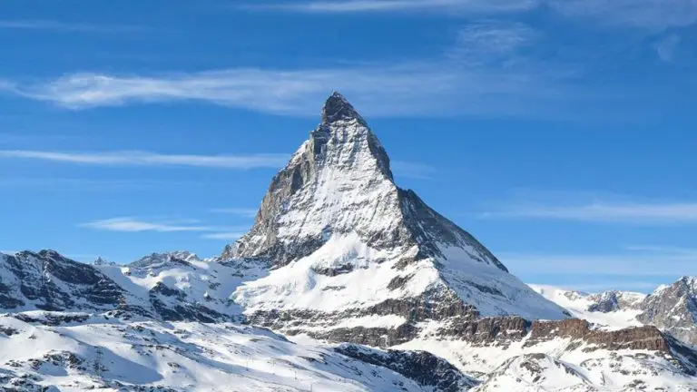 Dramatični snimci obišli svijet: Glečer se urušio u Alpima, švajcarsko selo uništeno klizištem (VIDEO)