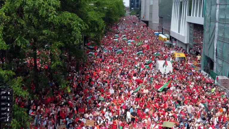 Brisel: More ljudi tražilo sankcije protiv Izraela zbog genocida u Gazi (FOTO)
