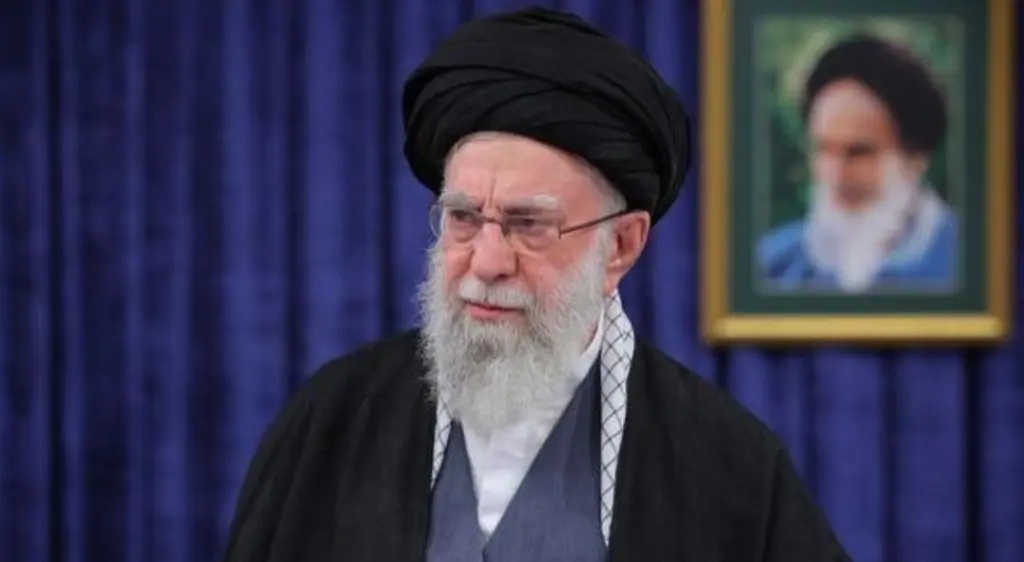 Ali Hamnei vrhovni vođa Irana portret.