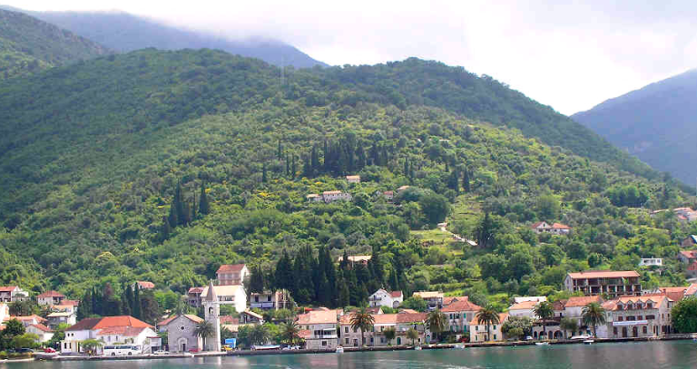 Rajsko mjesto na Jadranu je nova jeftina oaza: Ručak u restoranu za samo 6 eura