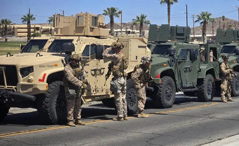 Trump veterane prekaljene u ratu s talibanima i Al Kaidom šalje na civile u Los Angelesu. Šta slijedi?