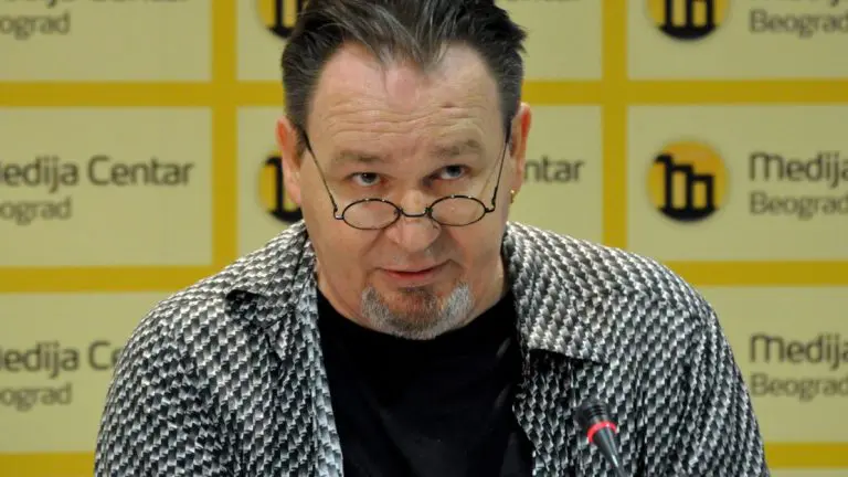 Bane Vidaković bio zavisnik od heroina “Dileri su počeli da zovu moju ženu za PARE ZA DROGU”