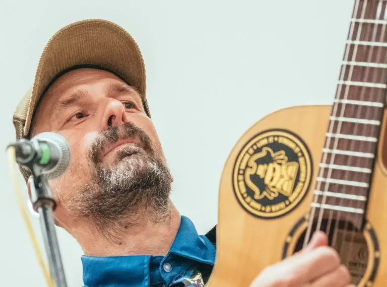 Brano Jakubović – Dubioza Kolektiv za BUKU: Globalni bolikurcizam je zavladao planetom