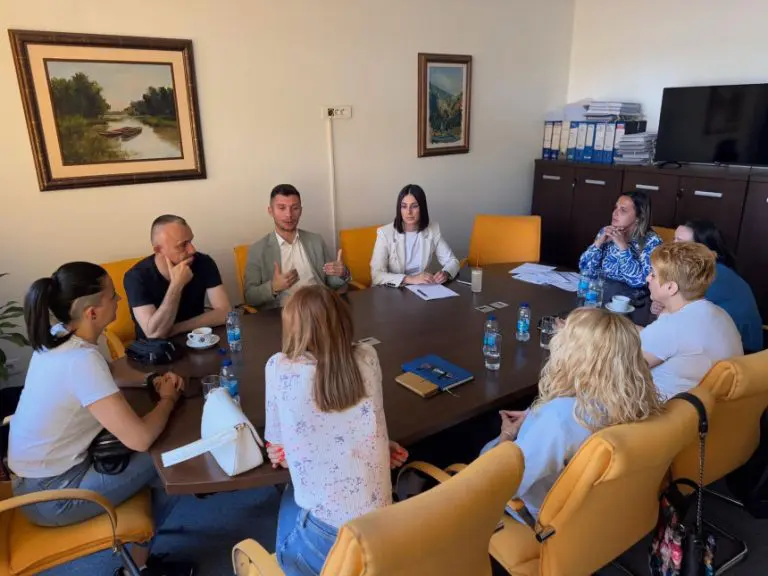 Roditelji-njegovatelji trebaju pomoć vlasti RS