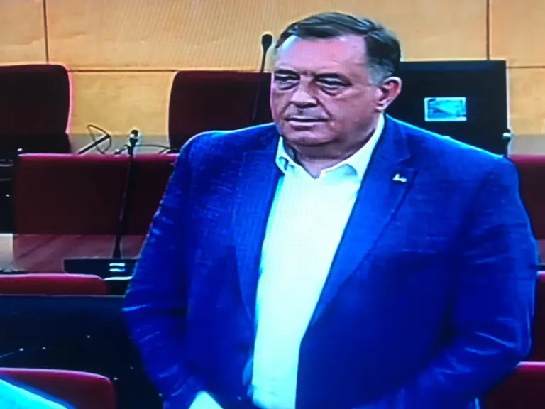Panična objava Dodika: U jeku je najjači sinhronizovani napad na Srbiju i RS. Neko je Srbima namijenio sudbinu Kurda