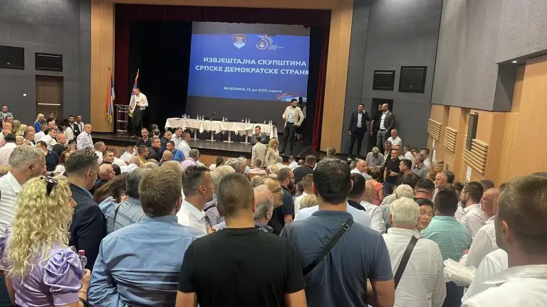 Milan Miličević podnio neopozivu ostavku na mjesto predsjednika Srpske demokratske stranke
