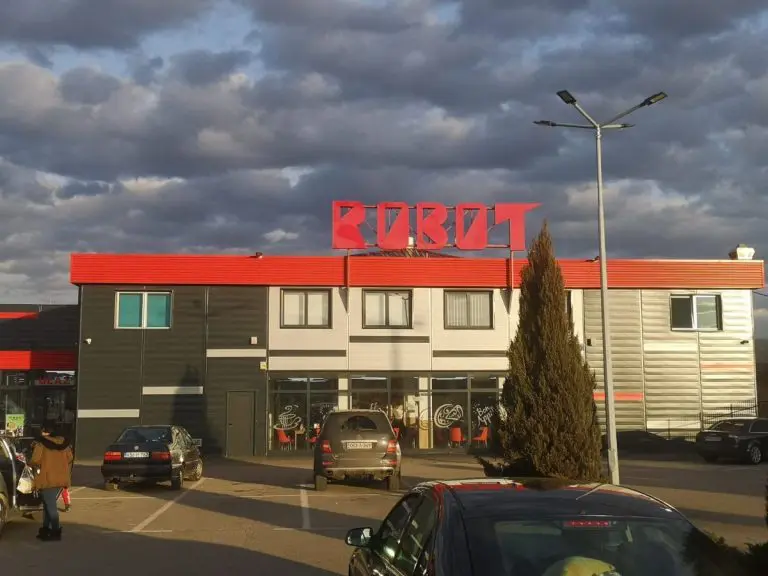Akcija koja se ne propušta: VELIKO REOTVARANJE ROBOTA u Zvorniku