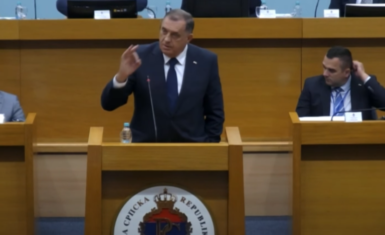 Dodik pominjao Crnatkovu pokojnu suprugu, Vukanovića izbacili iz sale