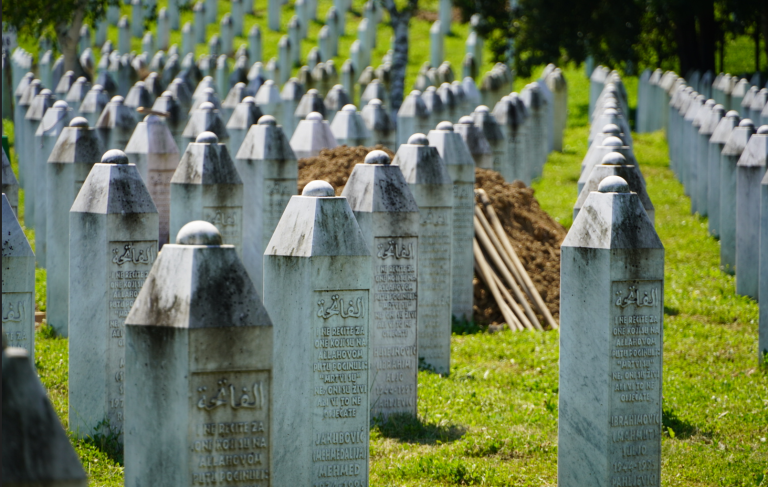 Incident kod Memorijalnog centra Srebrenica izazvao osude i pozive na hitnu reakciju institucija