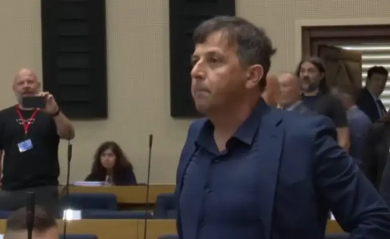 Vukanovića udaljili sa sjednice NSRS do okončanja