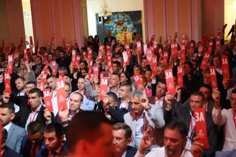 Izjave zvaničnika SNSD-a nakon sjednice Glavnog odbora stranke