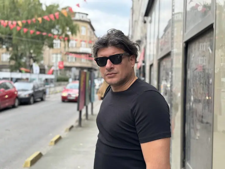 Andrija Kuzmanović: Čovek je kvarljiva roba, bližnje najviše volimo kada ih nema 