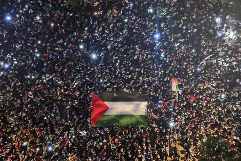 Hiljade ljudi u Istanbulu na protestnom maršu protiv genocida i gladi u Gazi