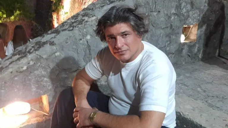 Andrija Kuzmanović: To gde mi živimo više nije država, to je privatna politička firma